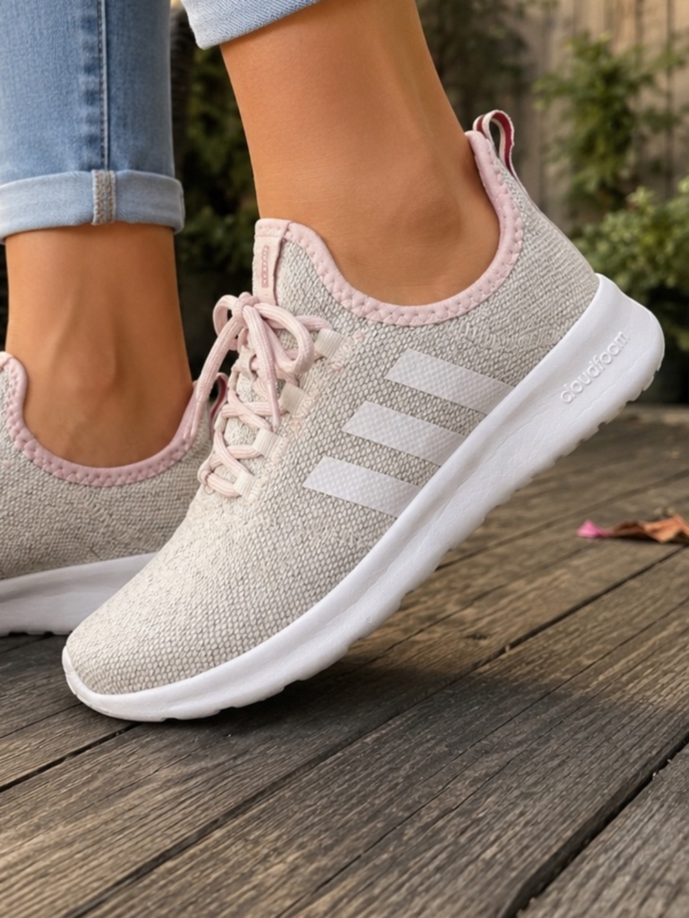 adidas Cloudfoam Running Sneakers Pink White Women’s Size 7 Lightweight